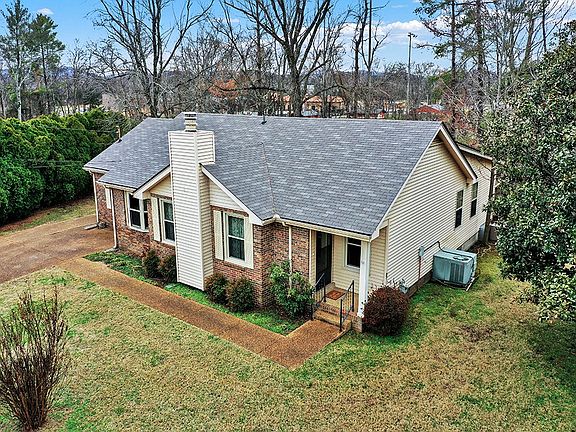 3rd image of 106 McCord Ct