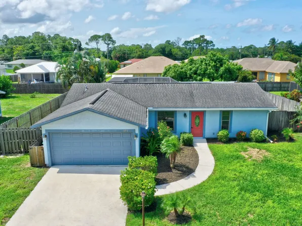 571 SE Karrigan Ter, Port Saint Lucie, FL 34983