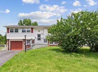 4281 Polaris Crse, Liverpool, NY 13090