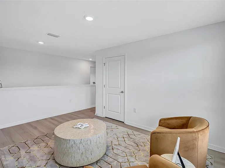 7601 Rosewood Garden Loop — Photo 25
