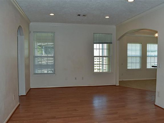 2nd image of 4118 Sevan St