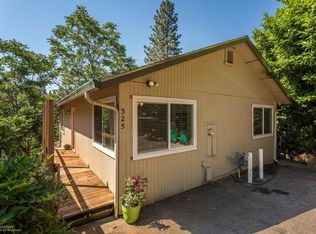 325 2nd St, Grass Valley, CA 95945