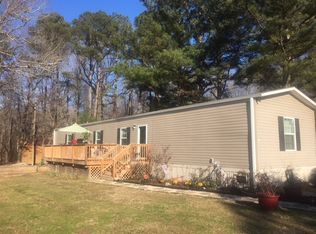 11065 Twin Ponds Dr, Windsor, VA 23487