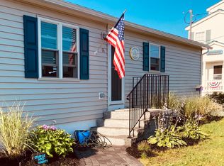 14 Days Ln, Wells, ME 04090