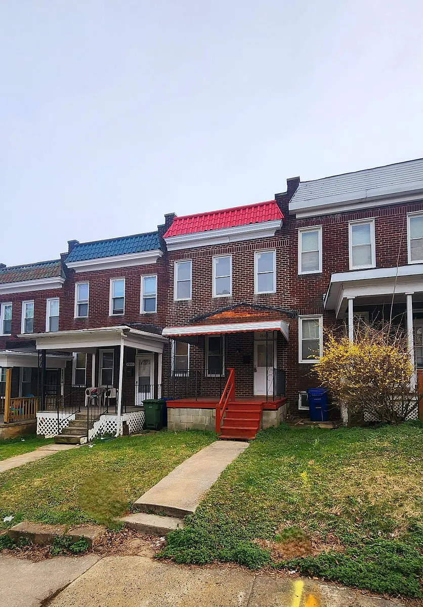Building Photo - 2805 Sunset Dr