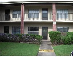 1st image of 1020 85th Ave N APT 123