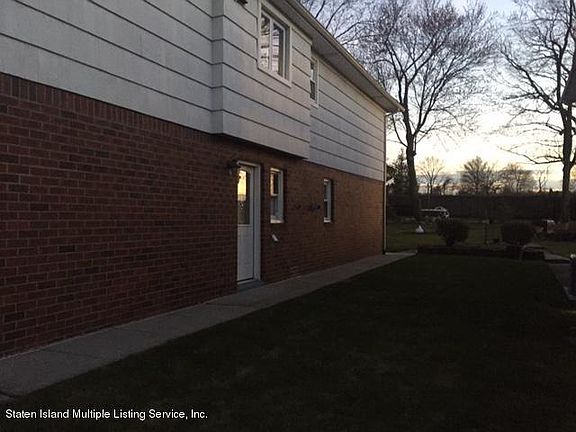 2nd image of 374 Clarke Ave