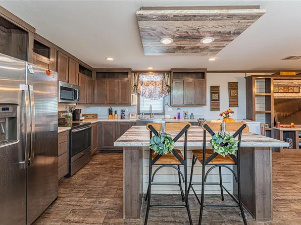 10587 Parkwood Meadows Dr, McLoud, OK 74851