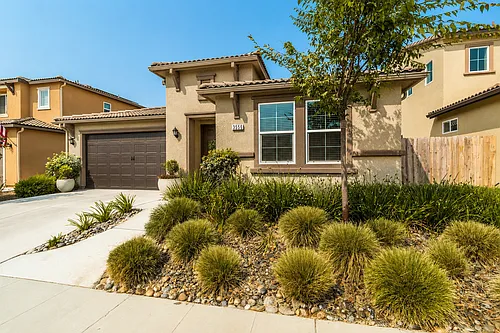 3556 Cordova Ave Photo 1