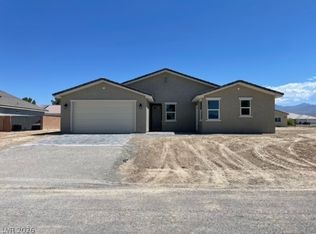 220 Happy Canyon Rd, Pahrump, NV 89048