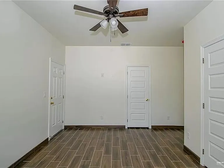 3012 W Sandlewood St #1 — Photo 13