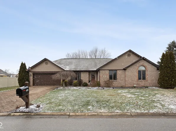 726 Bram Hall Ct, Avon, IN 46123