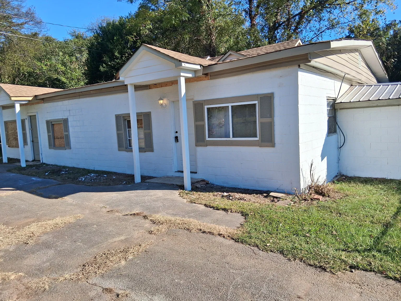 2 bed, 900 sqft, $900 — Photo 1