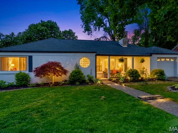 430 Cannonbury Dr, Saint Louis, MO 63119