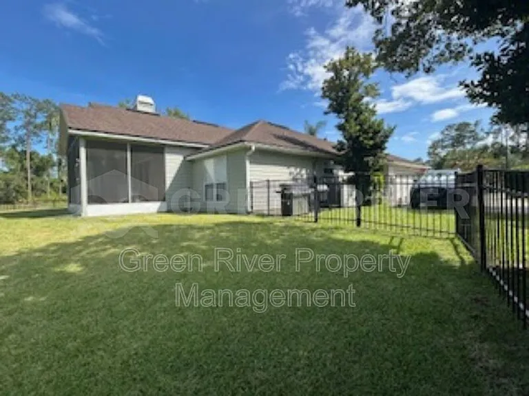 1559 Lakeway Dr — Photo 34