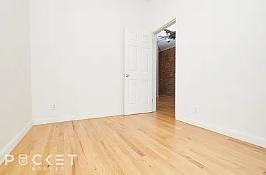 Rented by PocketBroker Inc