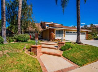 384 Valley Gate Rd, Simi Valley, CA 93065