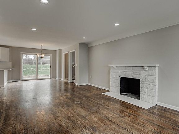 2nd image of 1178 Shangrila Dr