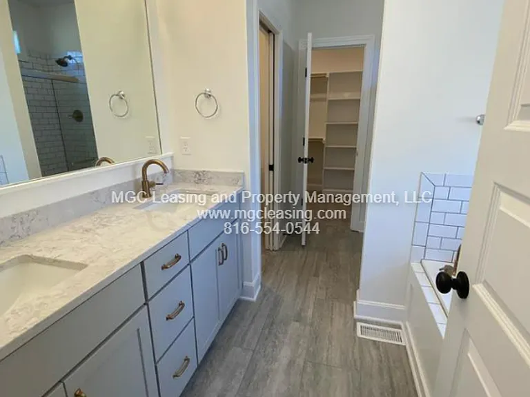 6721 Prairie Ln — Photo 6