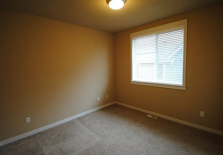 15945 NE 117th St — Photo 11