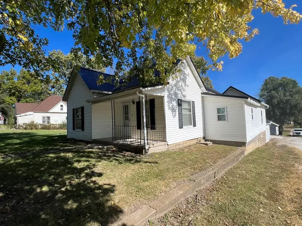 204 Rombauer Ave, Novinger, MO 63559