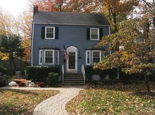 111 Herning Ave, Cranford, NJ 07016