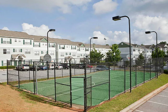 221 Campus Dr #4 — Photo 28