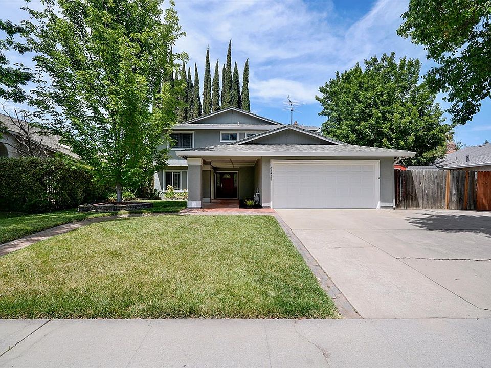 1st image of 8941 Autumnwood Dr