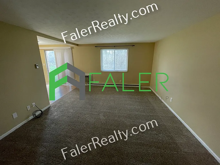 5351 Dunmore Dr — Photo 4