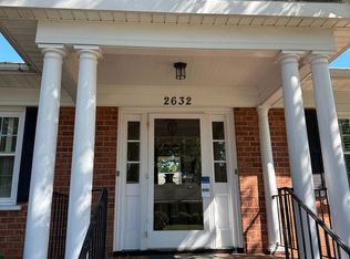 2632 Grosvenor Pl, Winston Salem, NC 27106