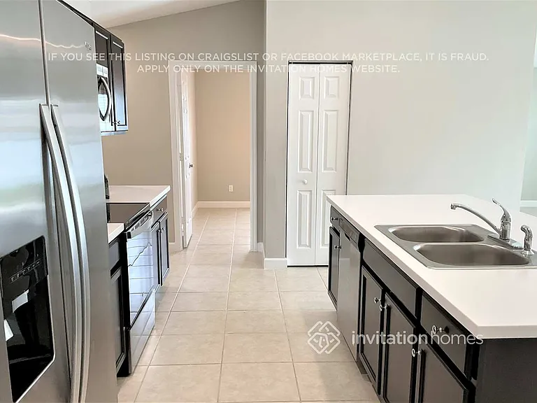 579 Lafayette St SW — Photo 7