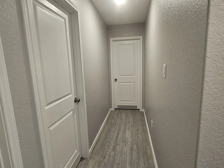 6855 Burgess Rdg — Photo 9