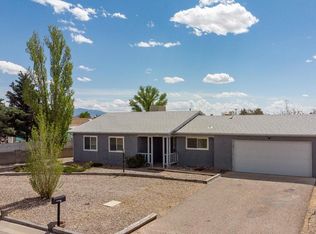 721 Orinoco Dr SE, Rio Rancho, NM 87124