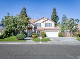 10779 N Hampshire Dr, Fresno, CA 93730