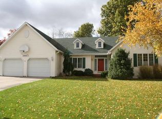55637 Whisperwynd Ln, Bristol, IN 46507