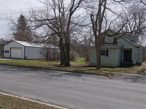 654 Water St, Watertown, NY 13601