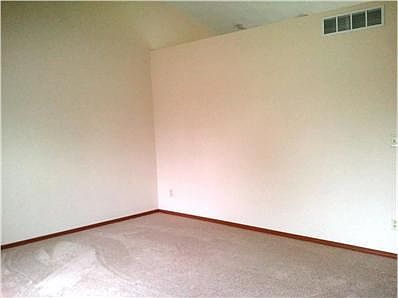 4th image of 7406 Ashton Villa