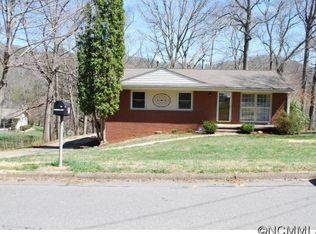 23 Hillview Rd, Asheville, NC 28805