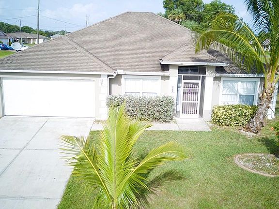4th image of 307 NW 3rd Pl