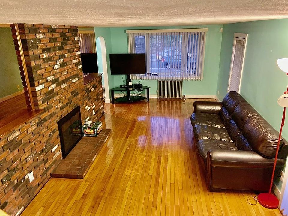 534 Lake Ave, Worcester, MA 01604 Zillow
