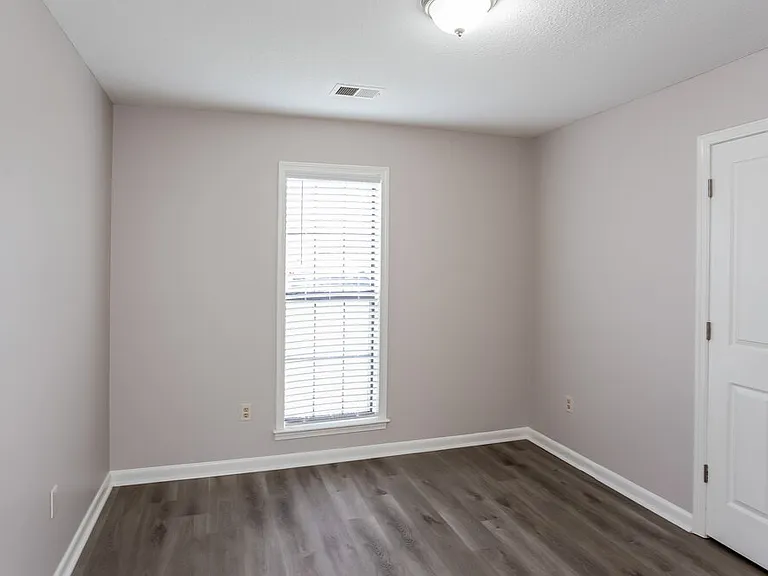 7327 Mallard Creek Dr — Photo 15