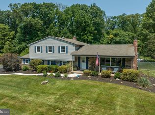 36 Pebble View Ln, Doylestown, PA 18901