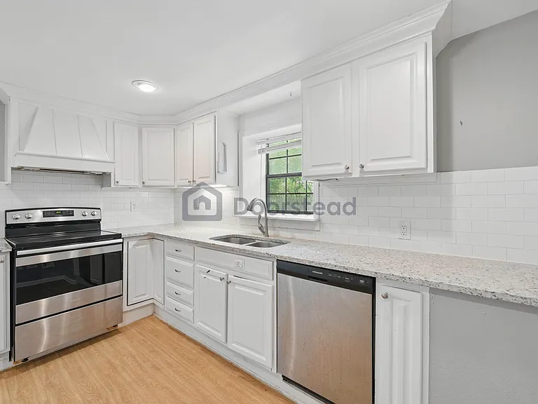 901 Kimbrough St — Photo 22