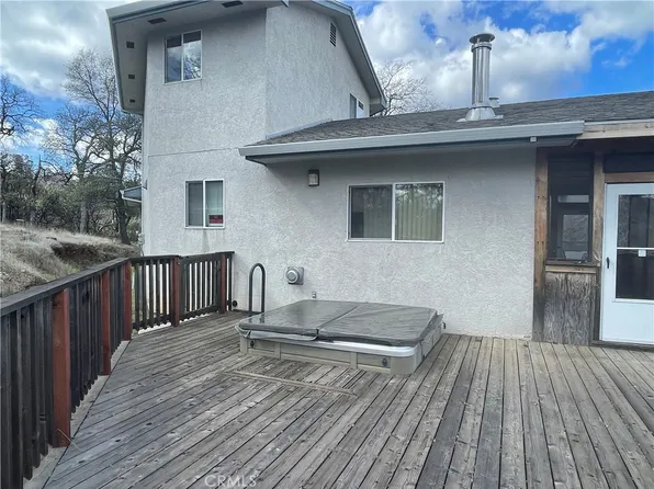 75 Summer View Dr, Oroville, CA 95966