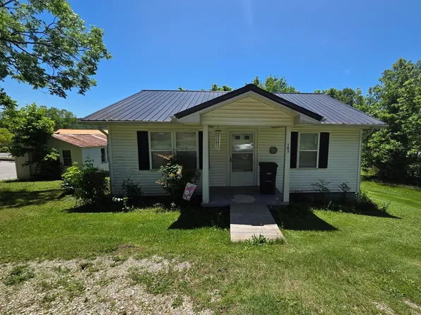 103 E 3rd St, Highland, AR 72542