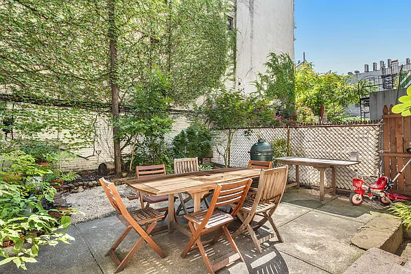 Rented by Compass | media 8