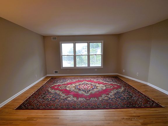 5th image of 249 Arlington Ave #2