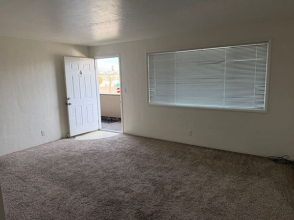 4th image of 1813 M St APT 6