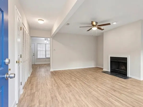 1657 Skiffes Creek Cir, Williamsburg, VA 23185