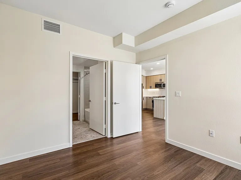 Maru Apartments — Photo 102